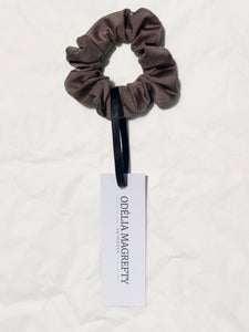OLIVE GREEN HAIR SCRUNCHIE
